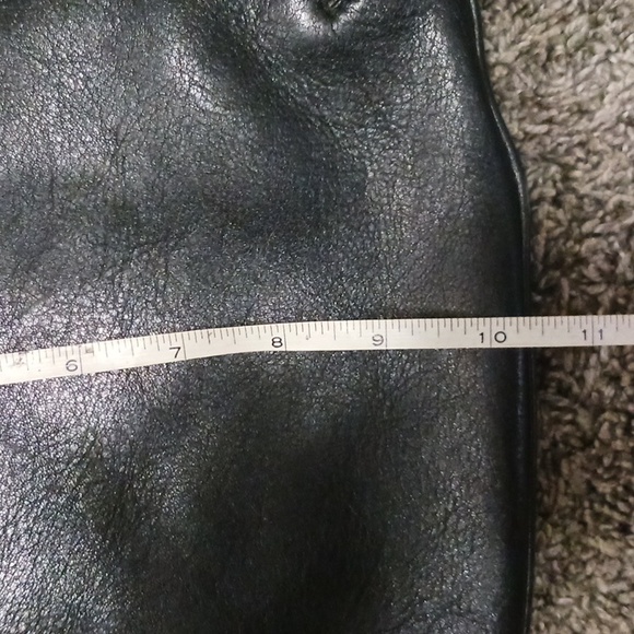 Vintage Coach crossbody bag - black smooth buttery leather - Picture 8 of 10